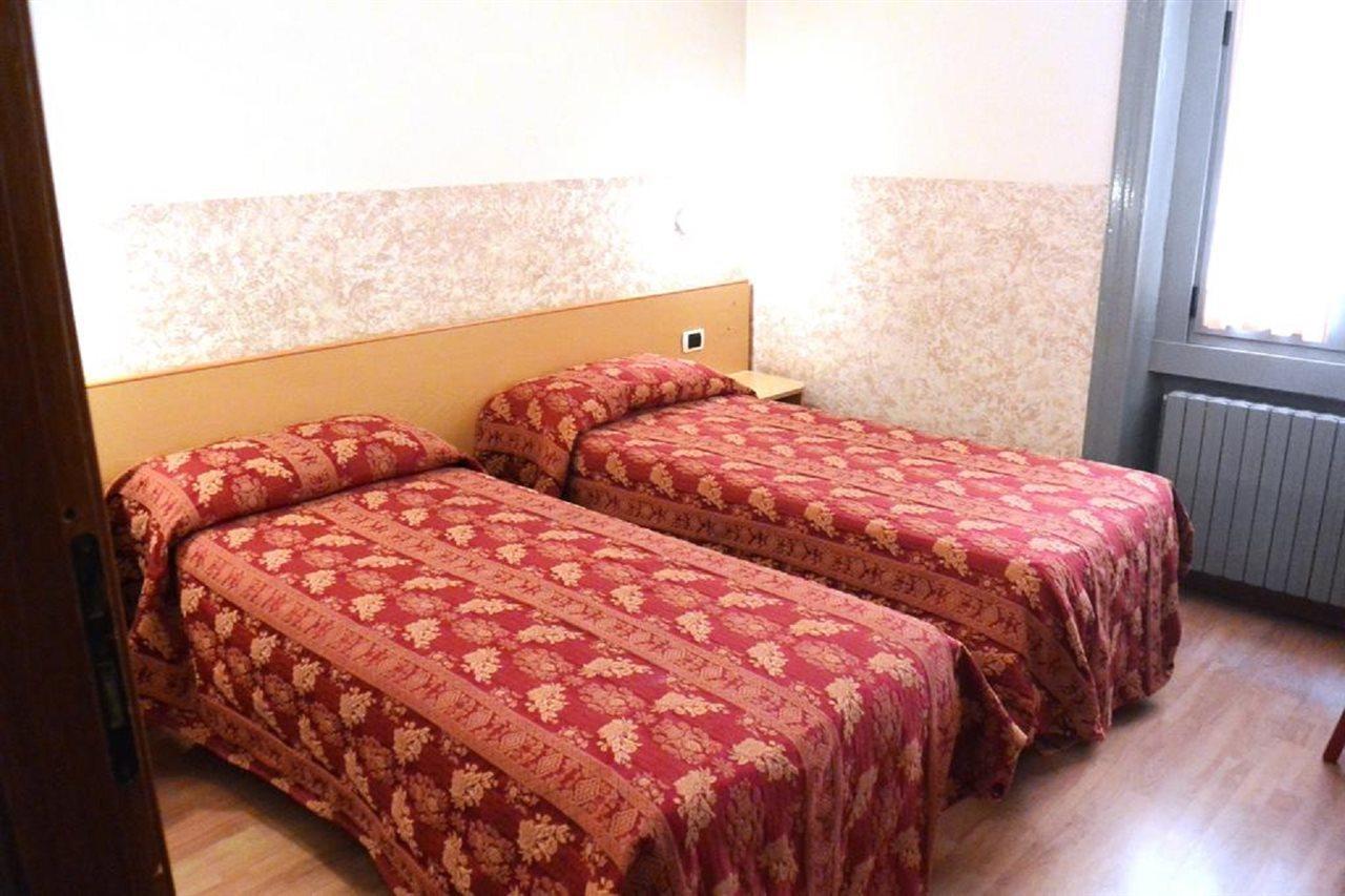 Hotel Nettuno Milano Eksteriør billede
